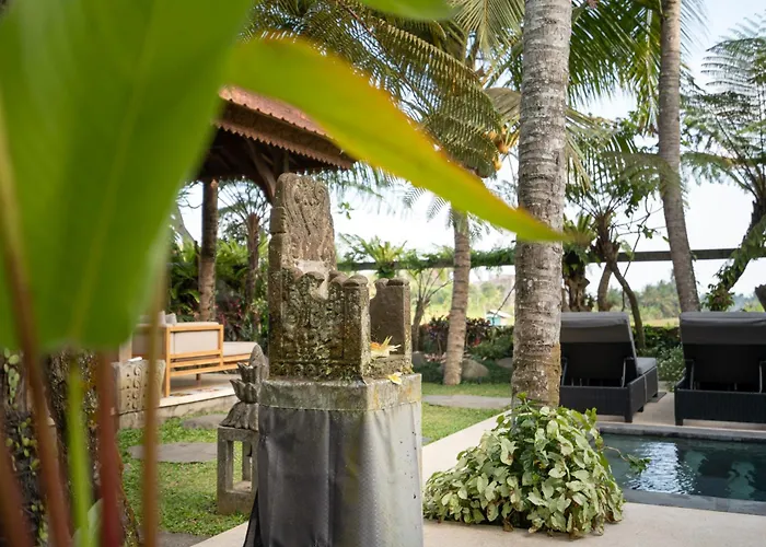 Villa Prabhu *
