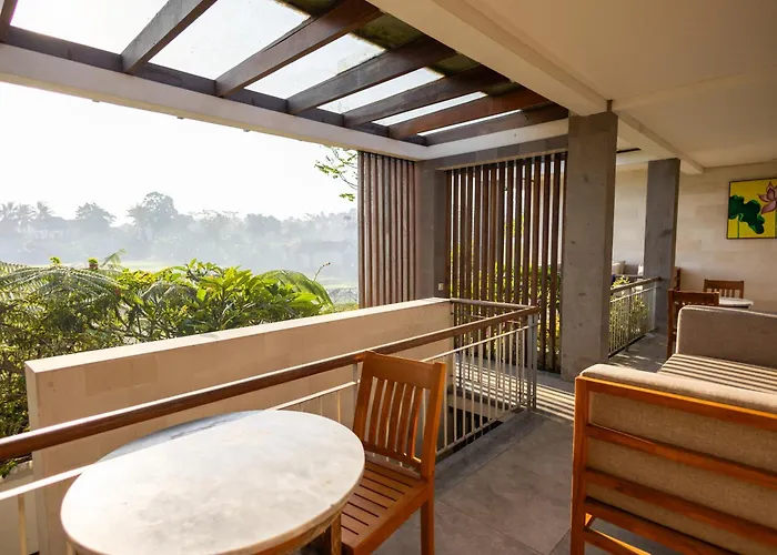 Villa Prabhu *